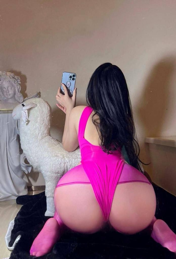 搜集的妹子图片-黑丝肥臀