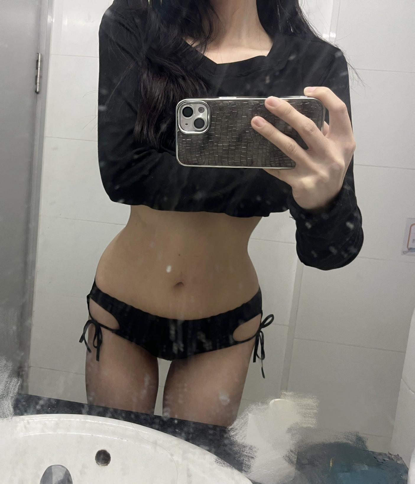 推特上年轻骚气的肉体