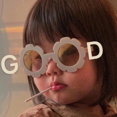 这么白嫩丝滑的欧美洋妞翘臀大白屁股