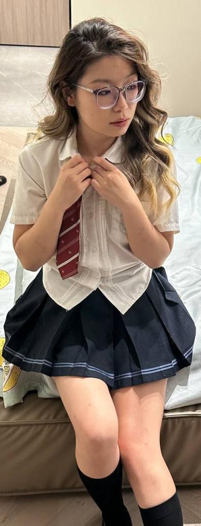 调教露脸淫荡眼镜妹,黑丝、瑜伽、内射、口交、满足你今晚的幻想