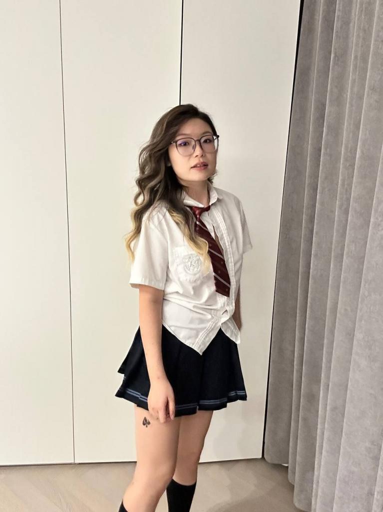 调教露脸淫荡眼镜妹,黑丝、瑜伽、内射、口交、满足你今晚的幻想