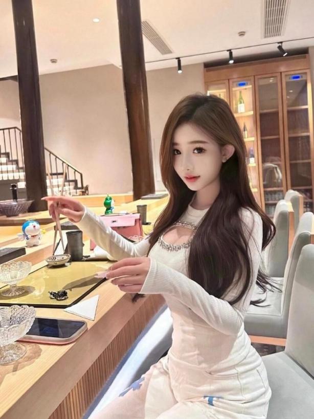 亚洲美女，不漏点，微漏点