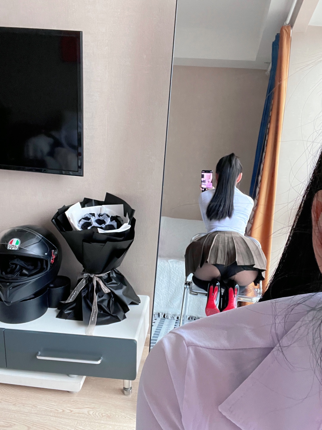 美女小王同学媚态极致 0918