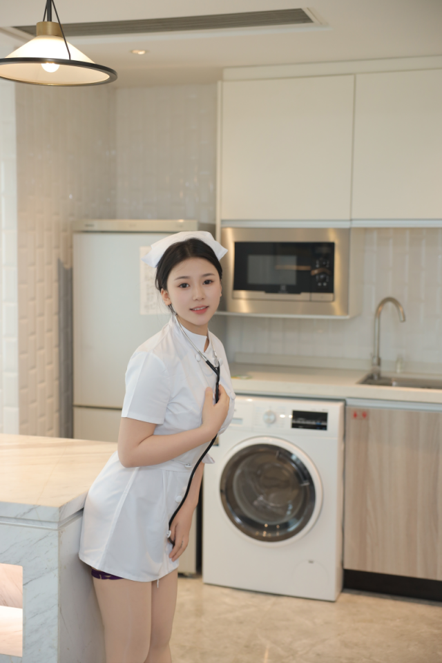 清纯的情趣小护士
