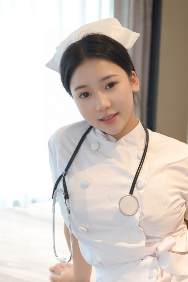 清纯的情趣小护士