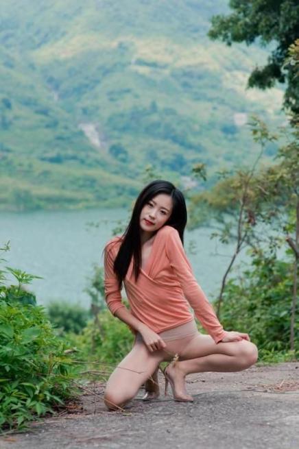 新一期，亚洲美女，不漏点，微漏点