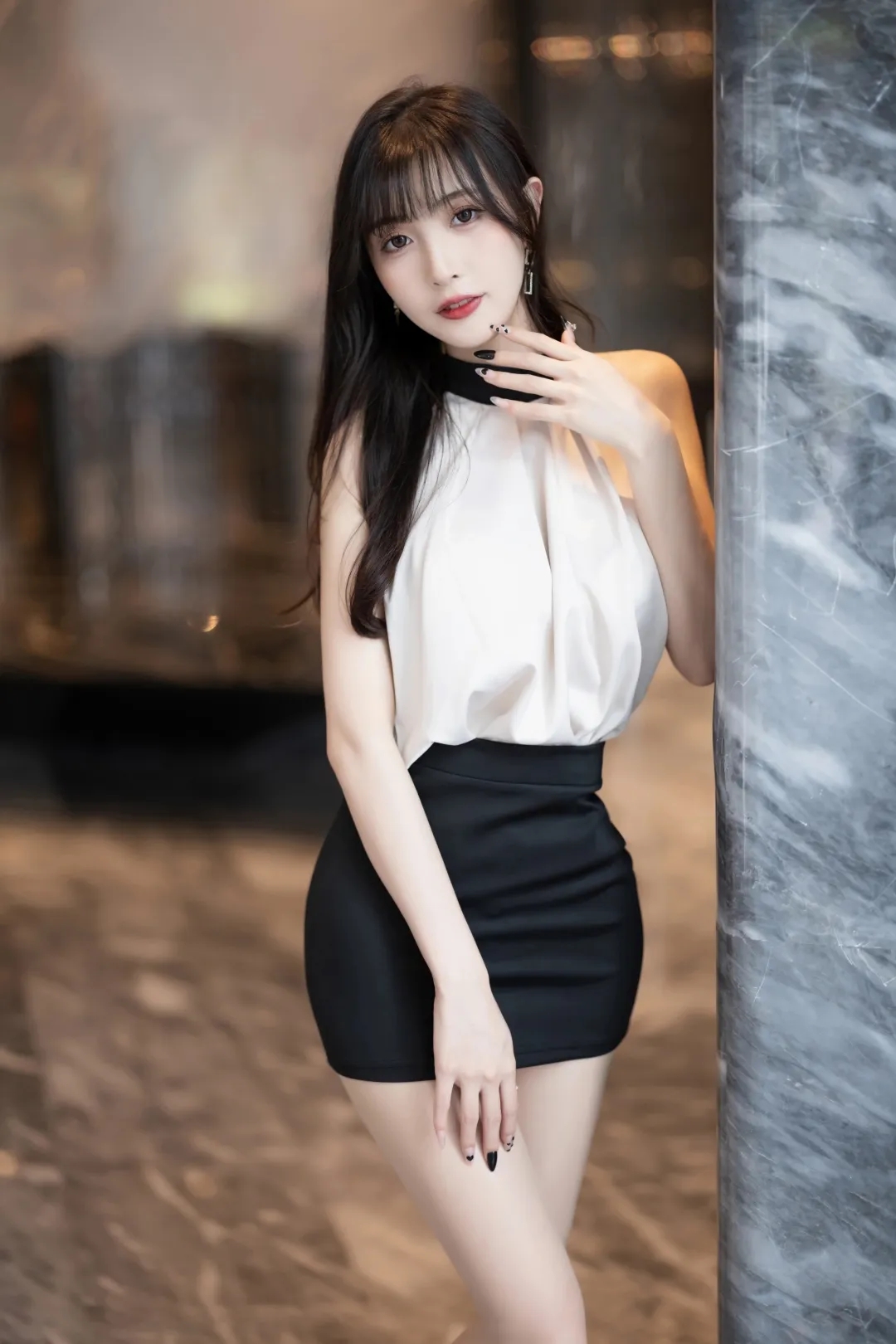 御姐装束更魅惑