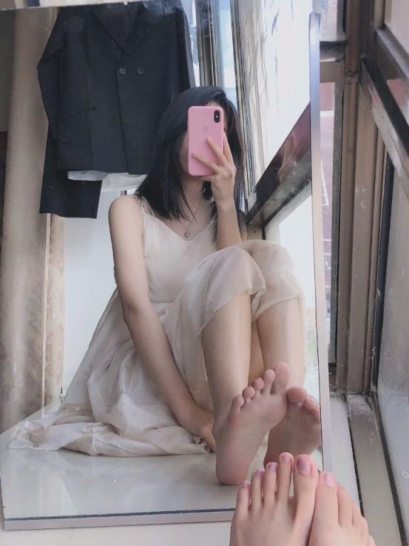 恋足❤️美脚❤️足控，恋足是不是一种病呢，还是也算对美的一种欣赏