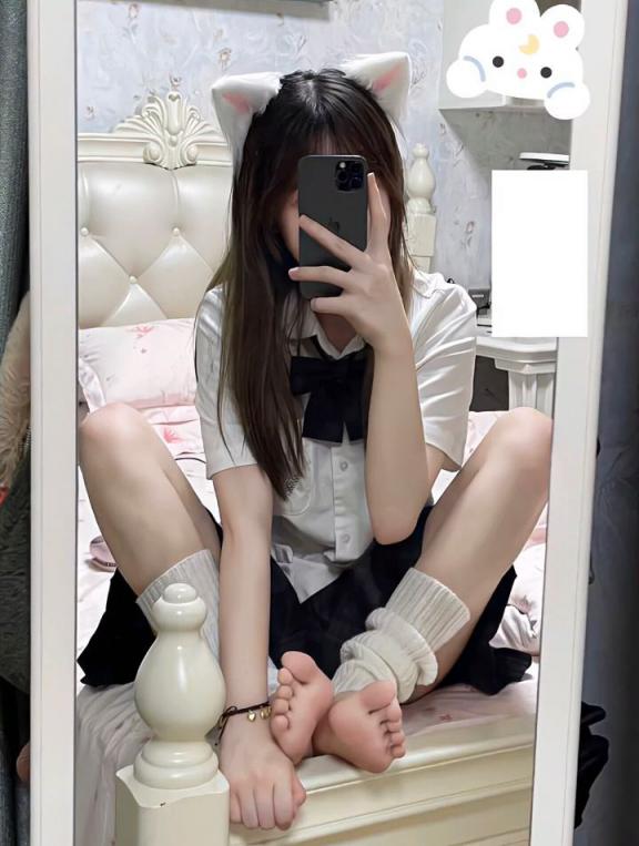 恋足❤️美脚❤️足控，恋足是不是一种病呢，还是也算对美的一种欣赏