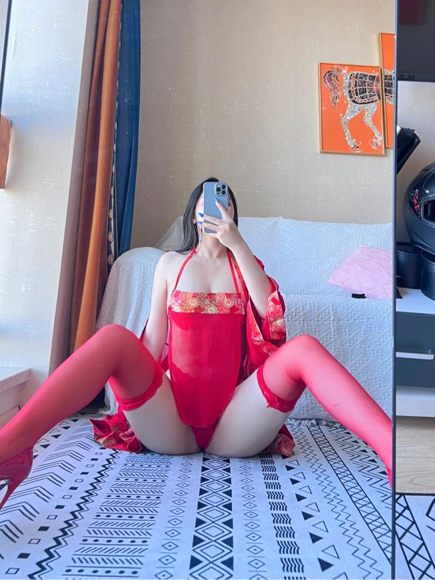 美女小王同学媚态极致[20250925]