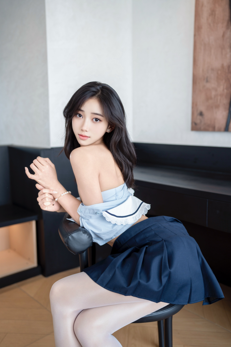 这妞看起来太鲜嫩了超级喜欢