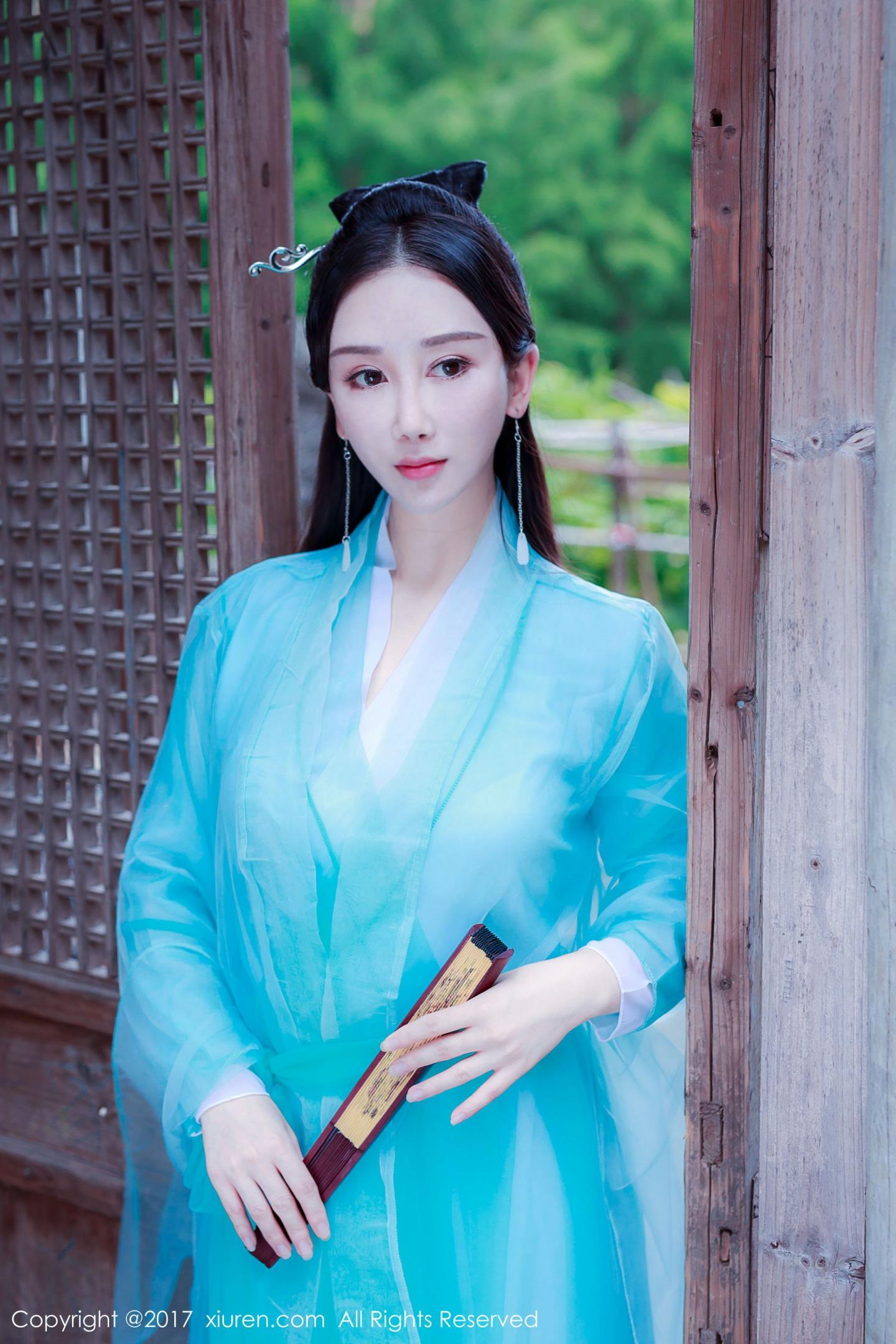 邹晶晶女王古装女神