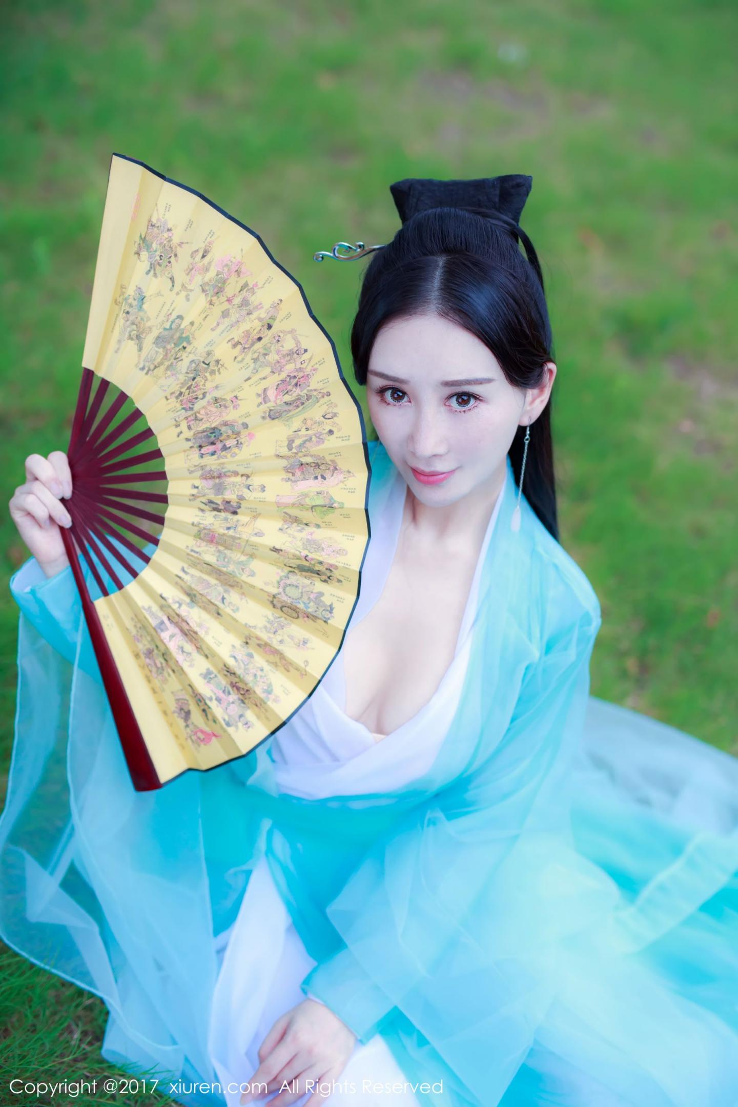 邹晶晶女王古装女神