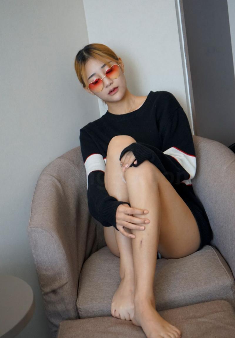 清纯气息的妹子就是舒服