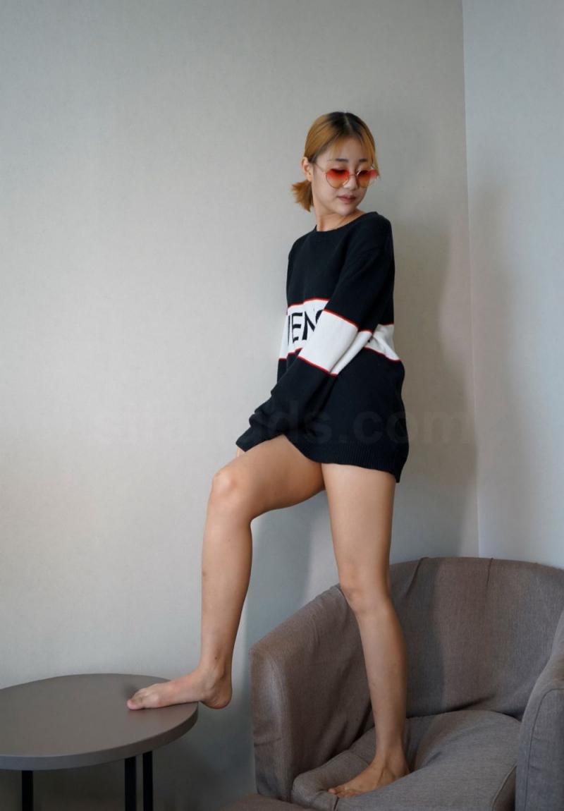 清纯气息的妹子就是舒服