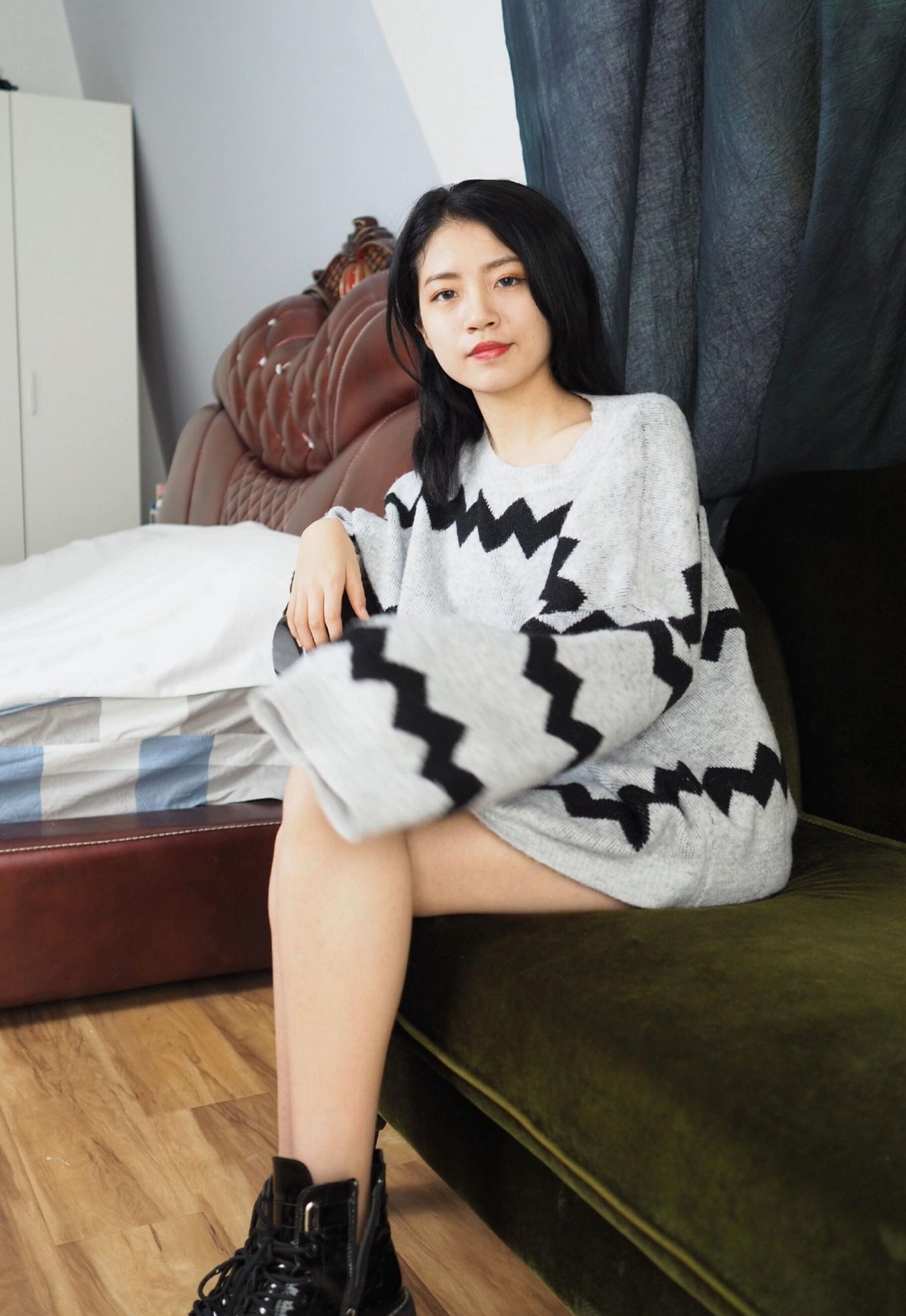 清纯良家小姐姐