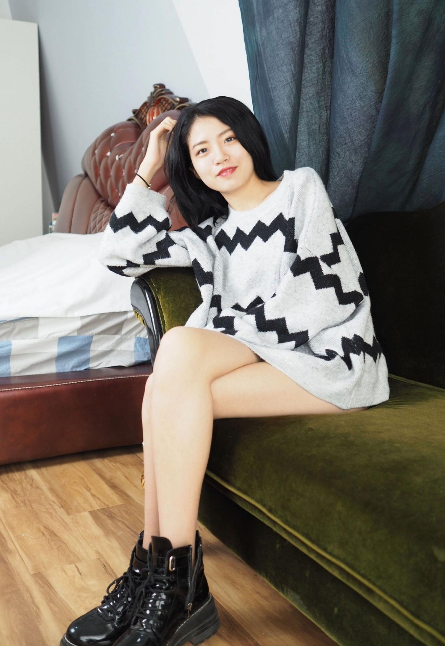 清纯良家小姐姐