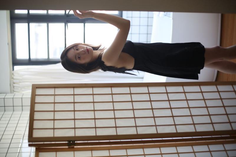 气质黑裙良家小姐姐