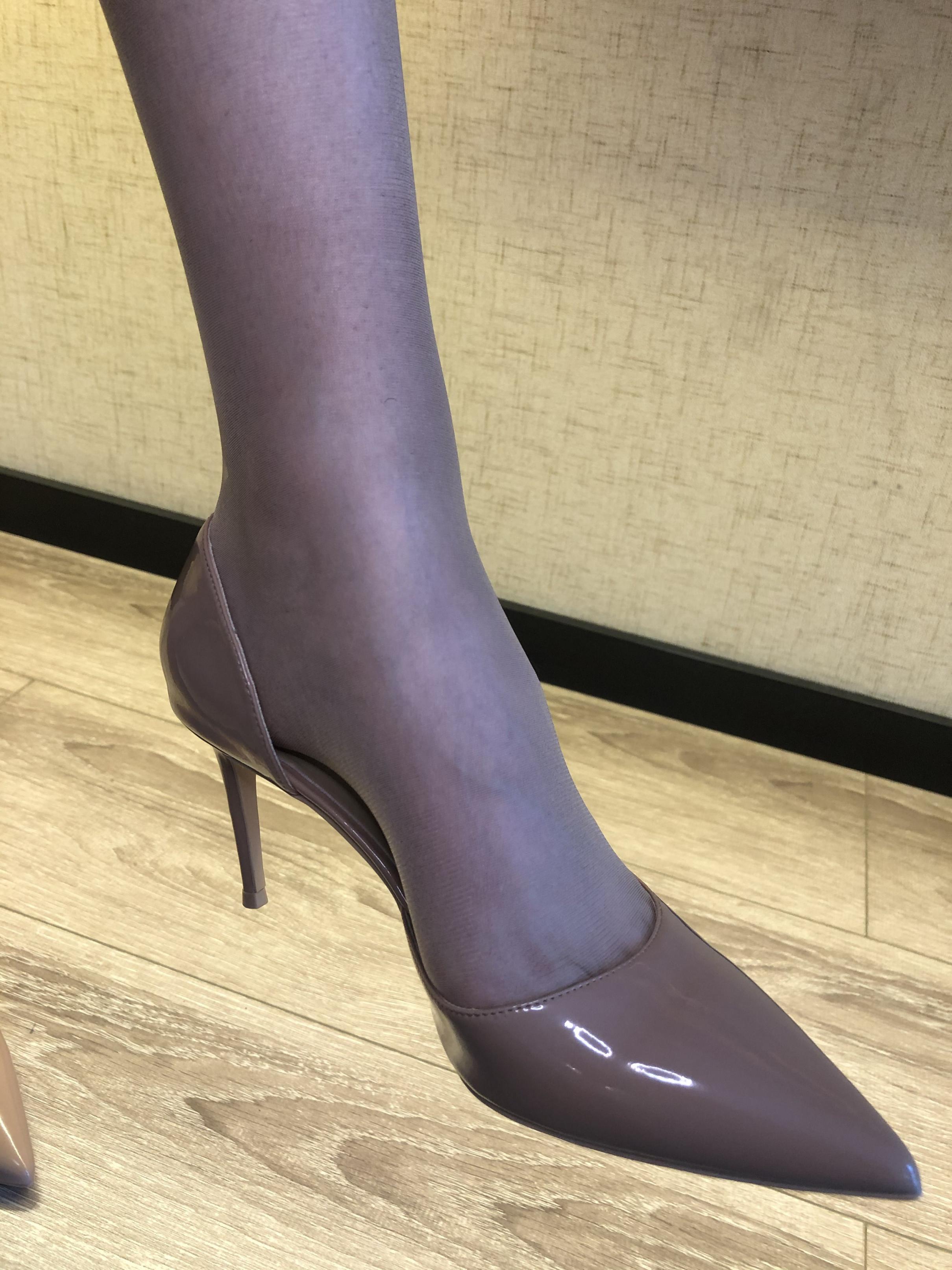 摄影师的幸福生活之同事的肉体