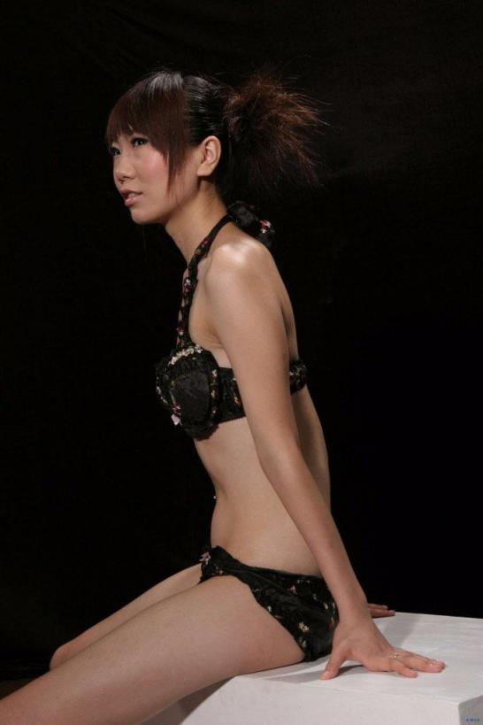 国模嘉嘉人体私拍套图