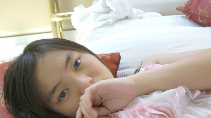 白色内裤妹子纯到极致