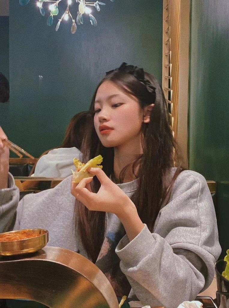 反差大学生和小母狗