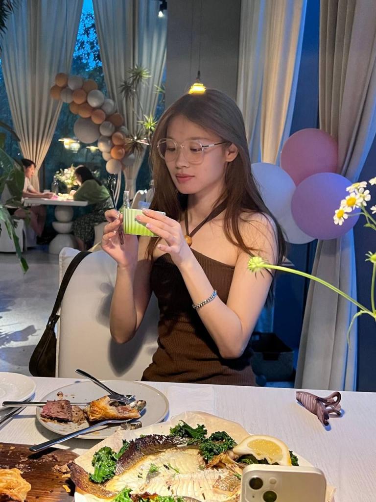 反差大学生和小母狗