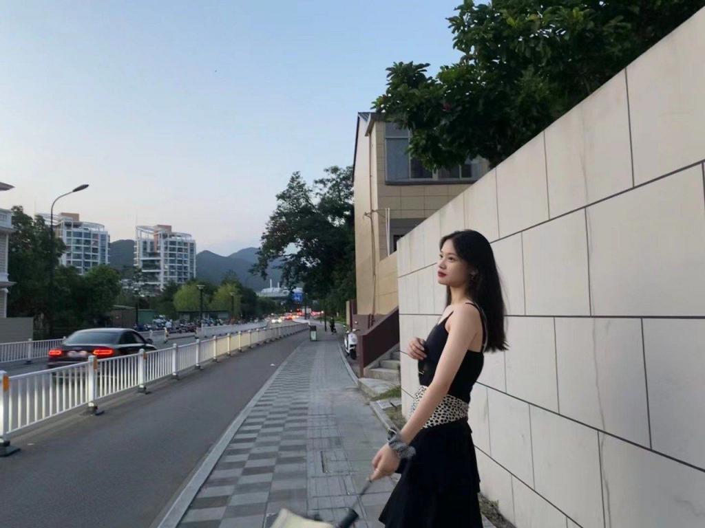 反差大学生和小母狗