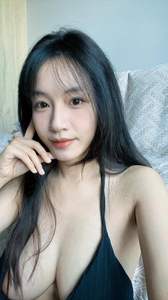 你们爱看的大胸美女