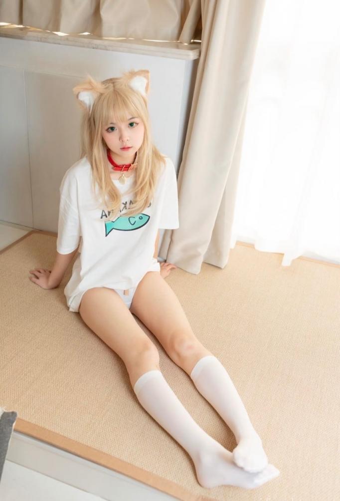 露脸又露B 还会打飞机-林书辞套图