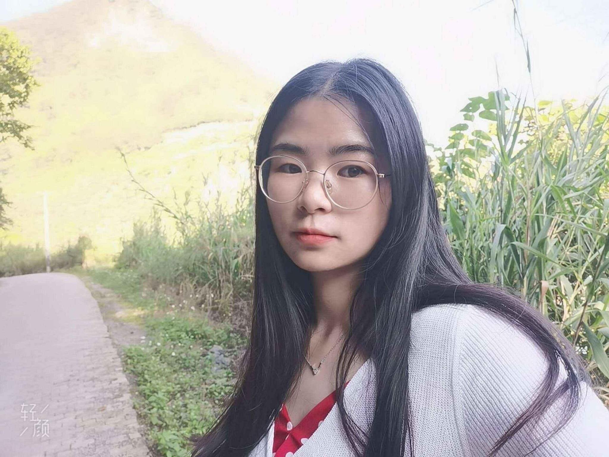 挺骚的少妇[20P]