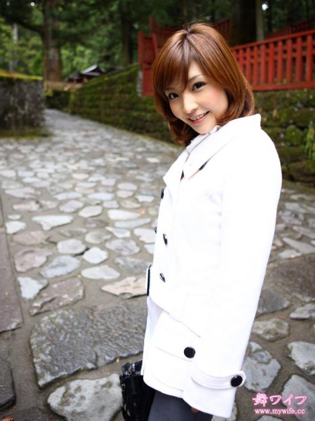 稲森 雪乃 Yukino Inamori 鈴音りおな