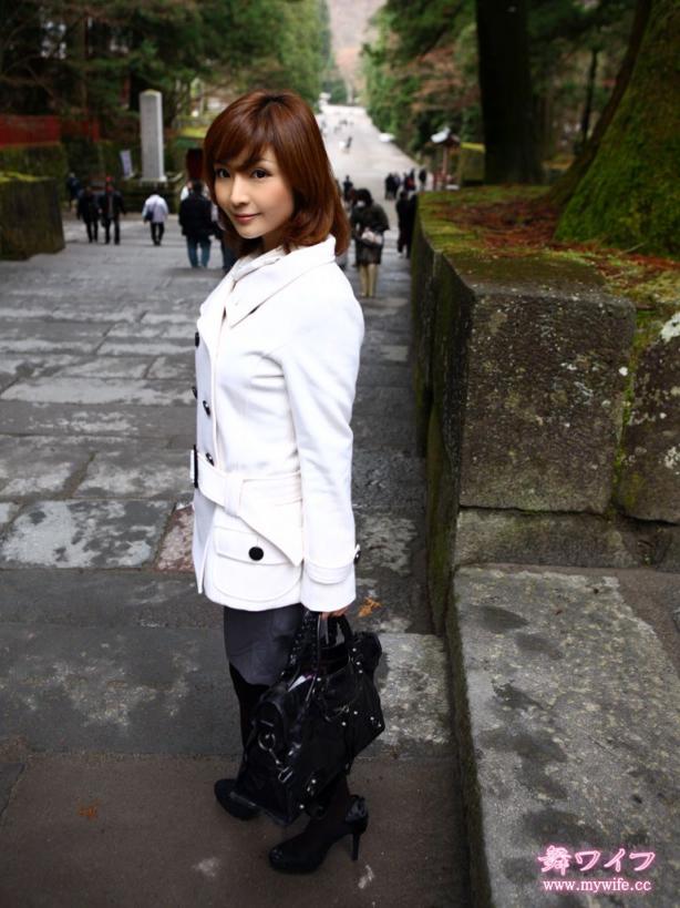 稲森 雪乃 Yukino Inamori 鈴音りおな