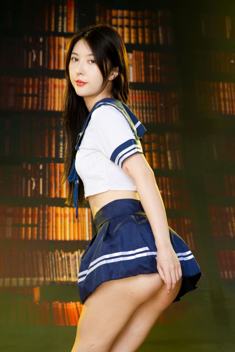 顶级诱人的JK少妇了