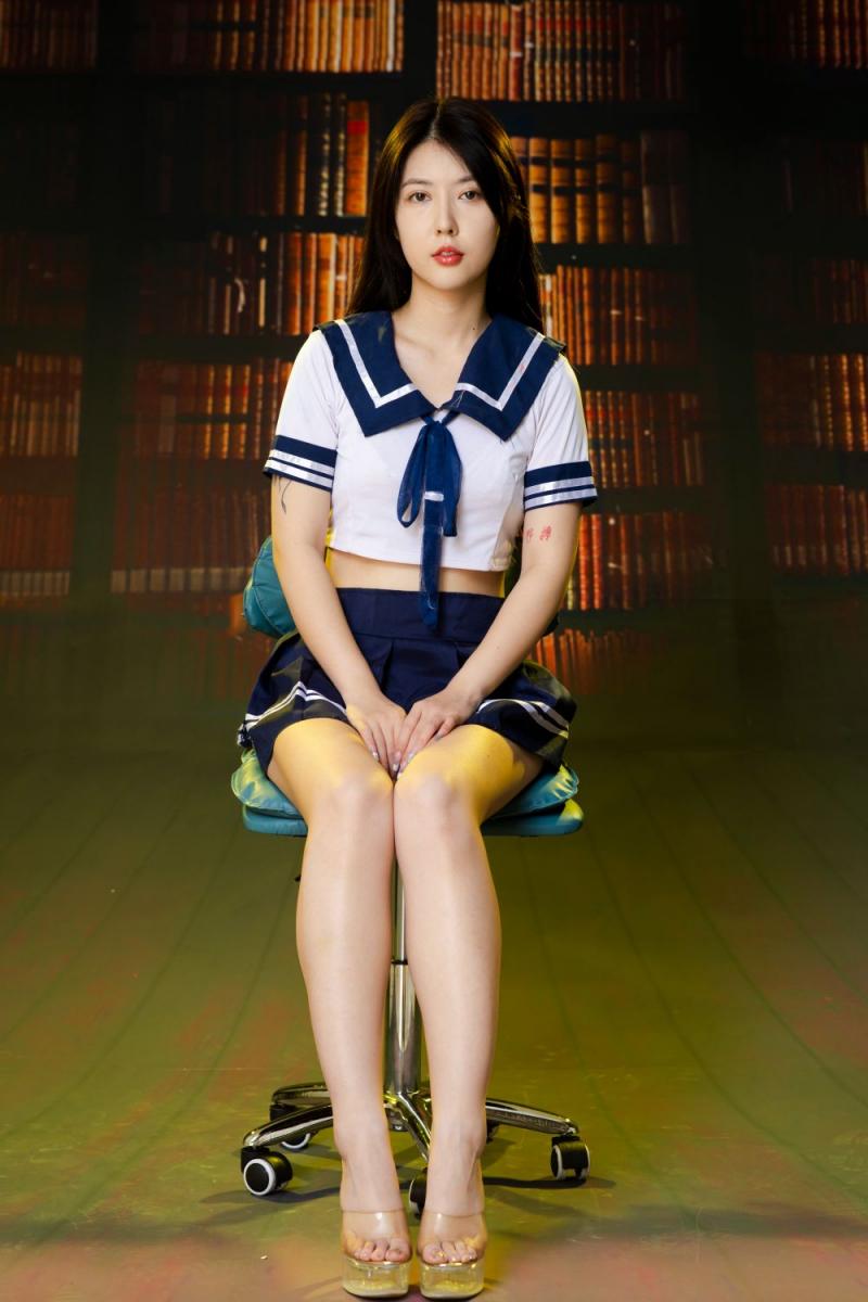 顶级诱人的JK少妇了