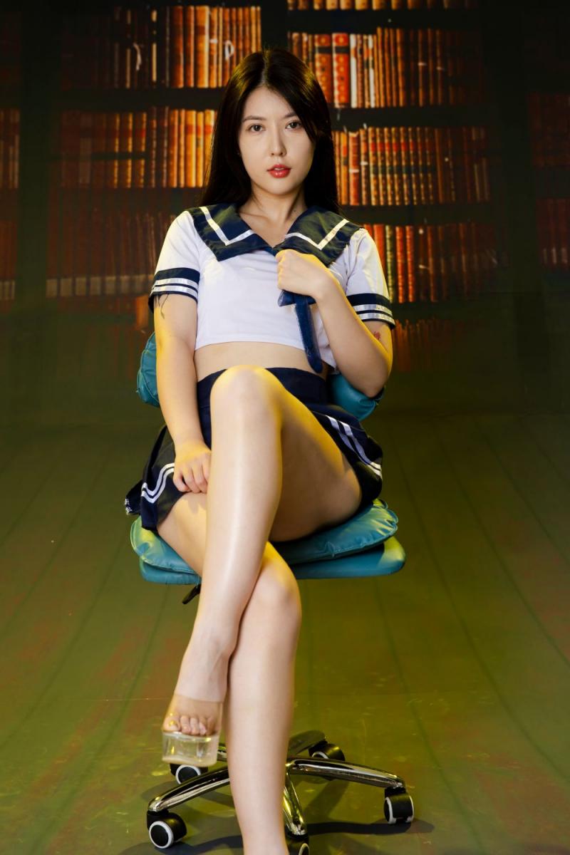 顶级诱人的JK少妇了