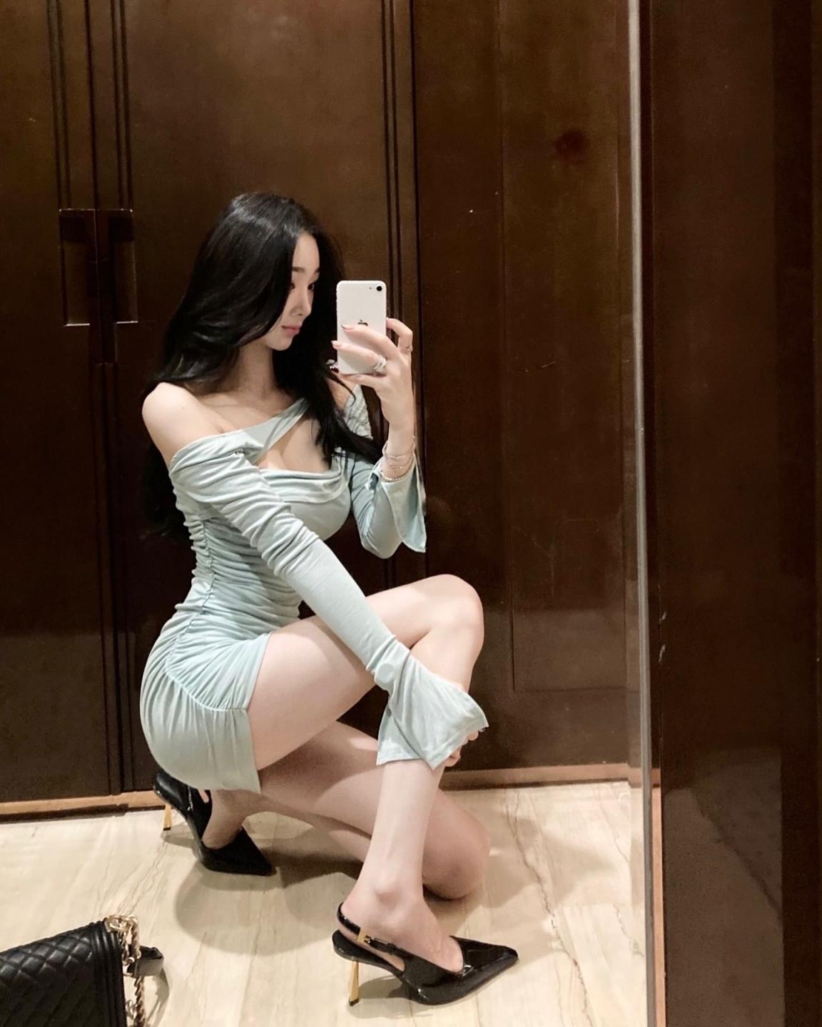 漂亮性感的女人诱惑迷人[25P]