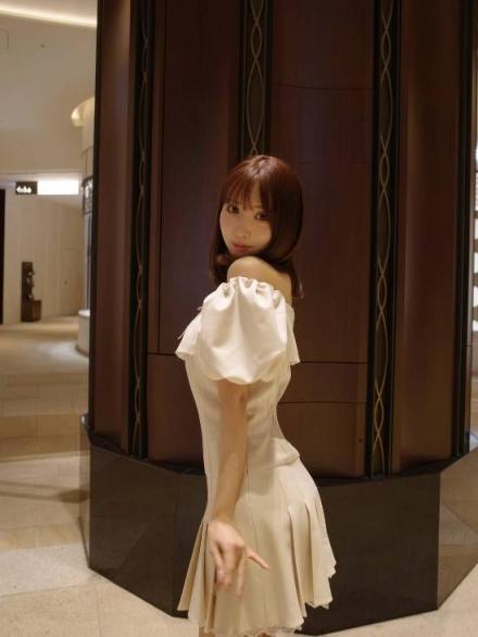 三上悠亚  [20P]