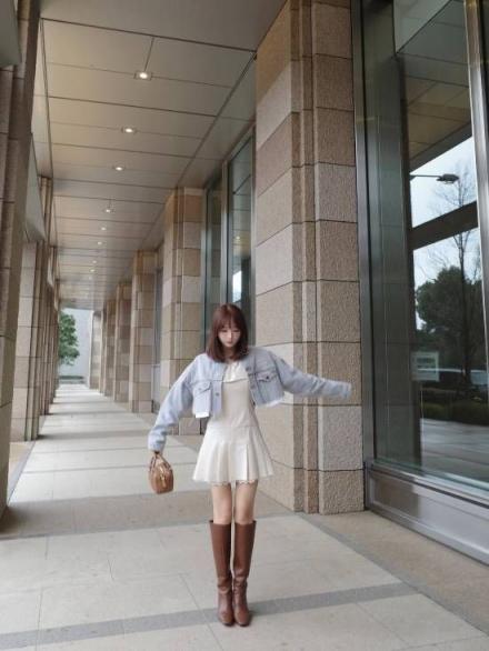 三上悠亚  [20P]