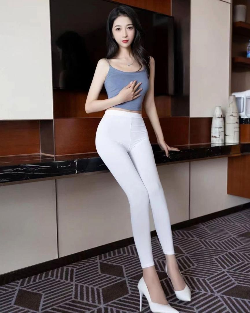 细腰美腿，身材太棒了