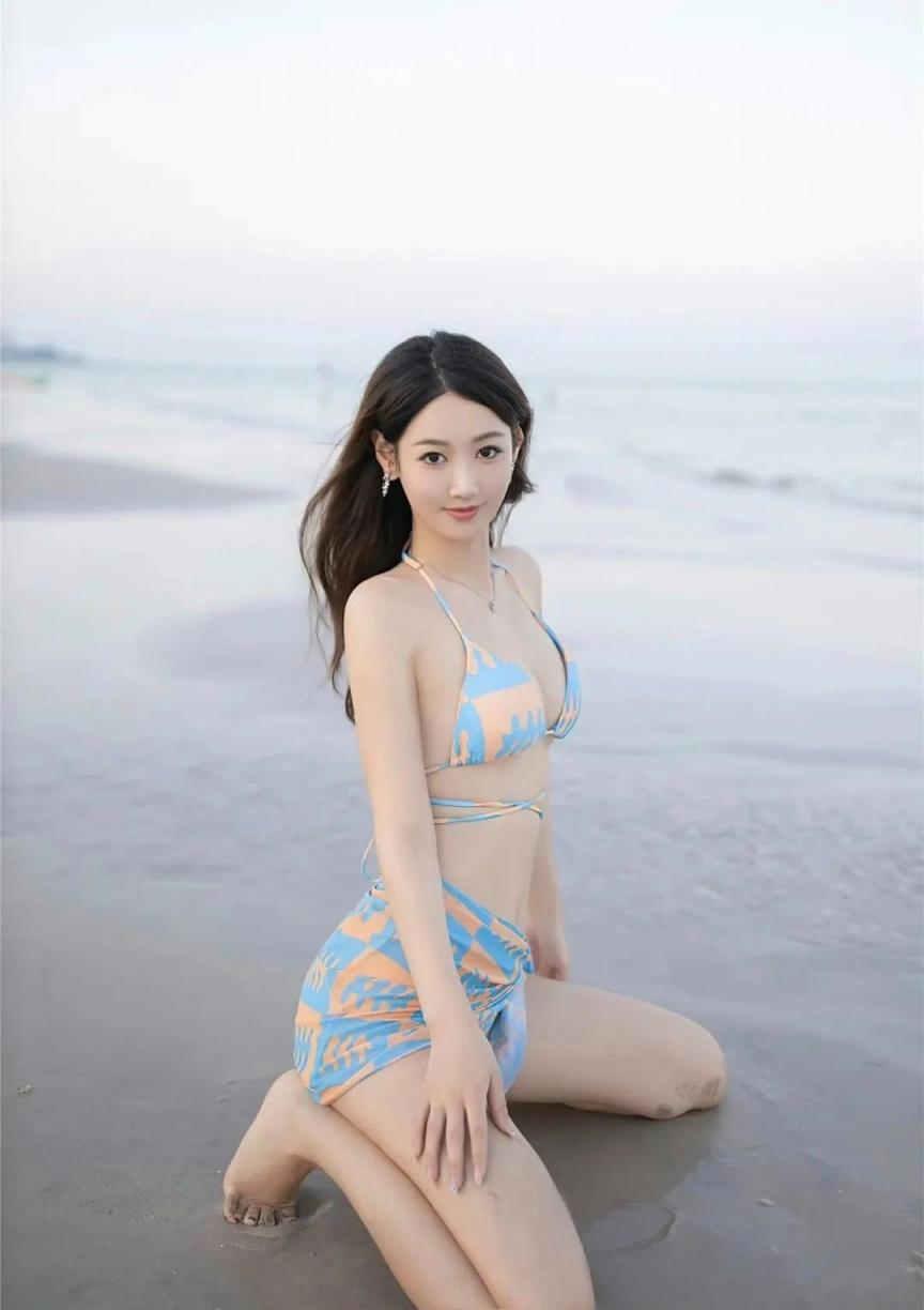 细腰美腿，身材太棒了