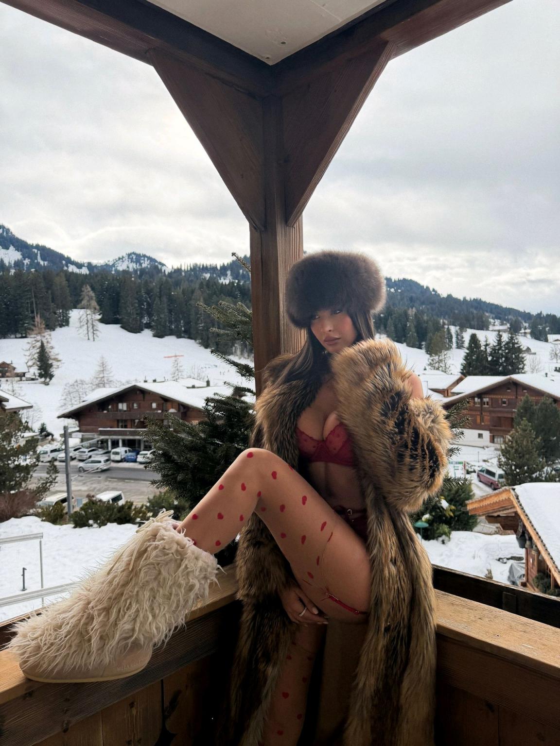 元宵佳节，领一个妹子回家，一起搓汤圆