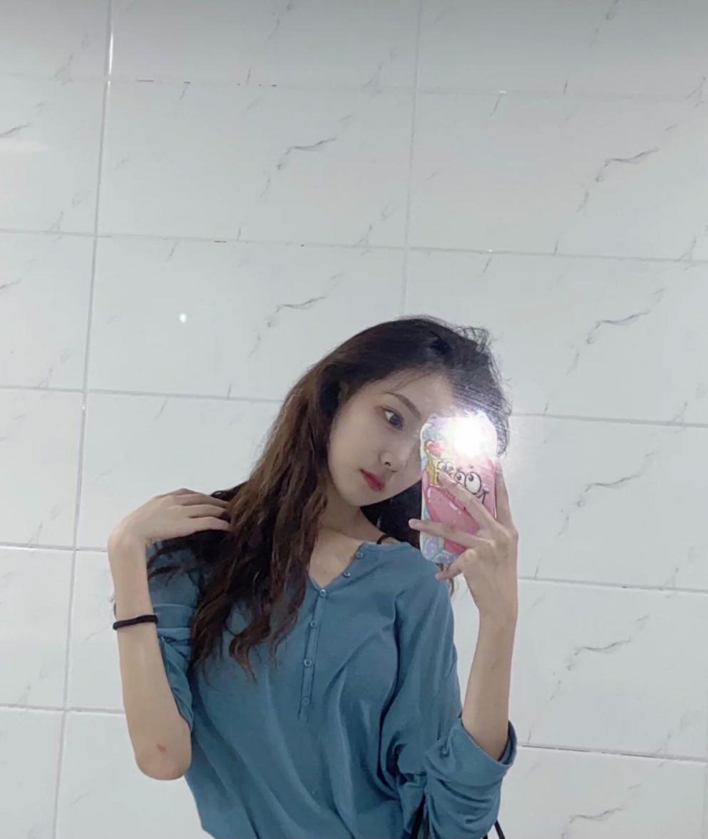 白嫩白虎白丝袜