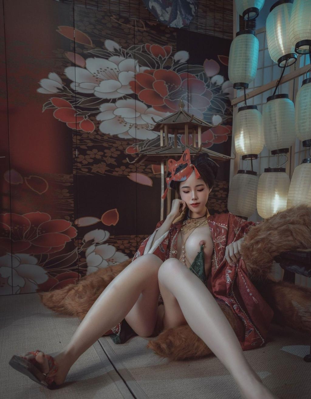 青丘赤狐传说真人壁纸版