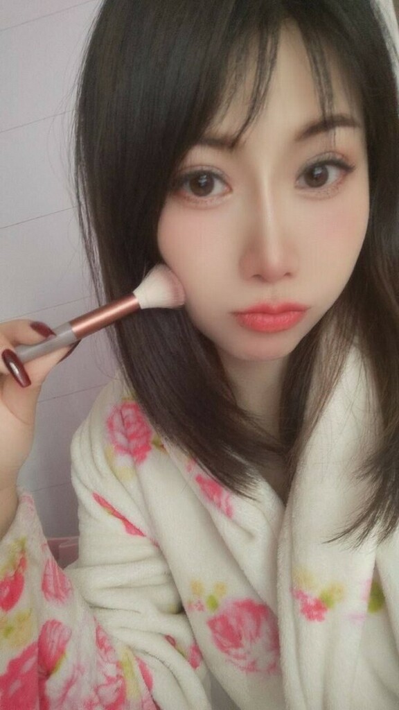 端庄的风骚少妇