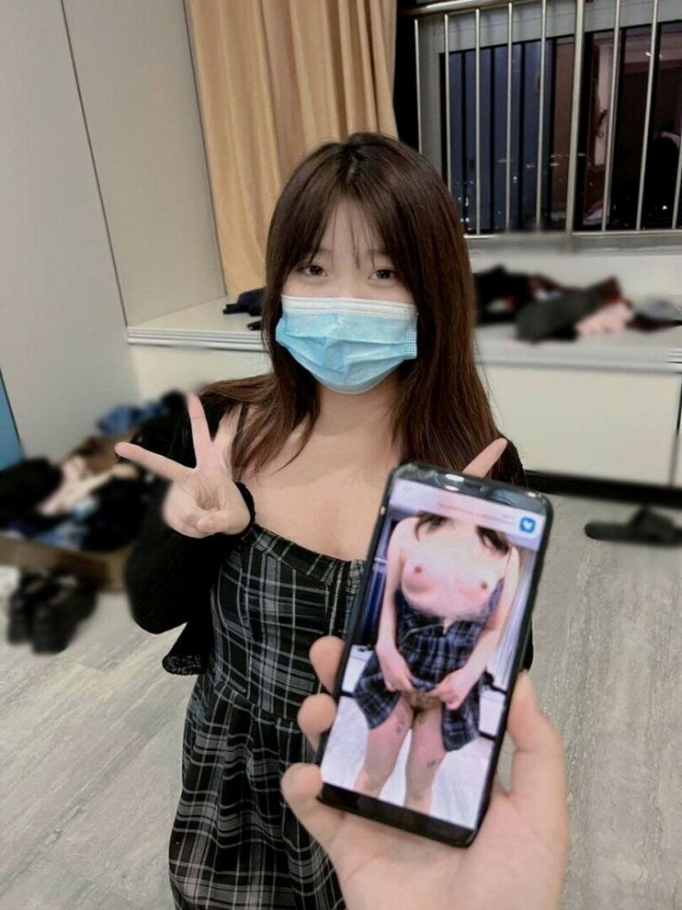 露脸萝莉反差福利姬