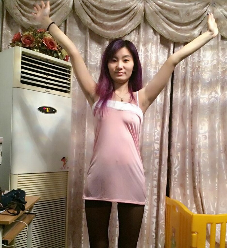 露脸美女献给大家 [24P]