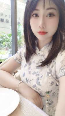 端庄的风骚少妇