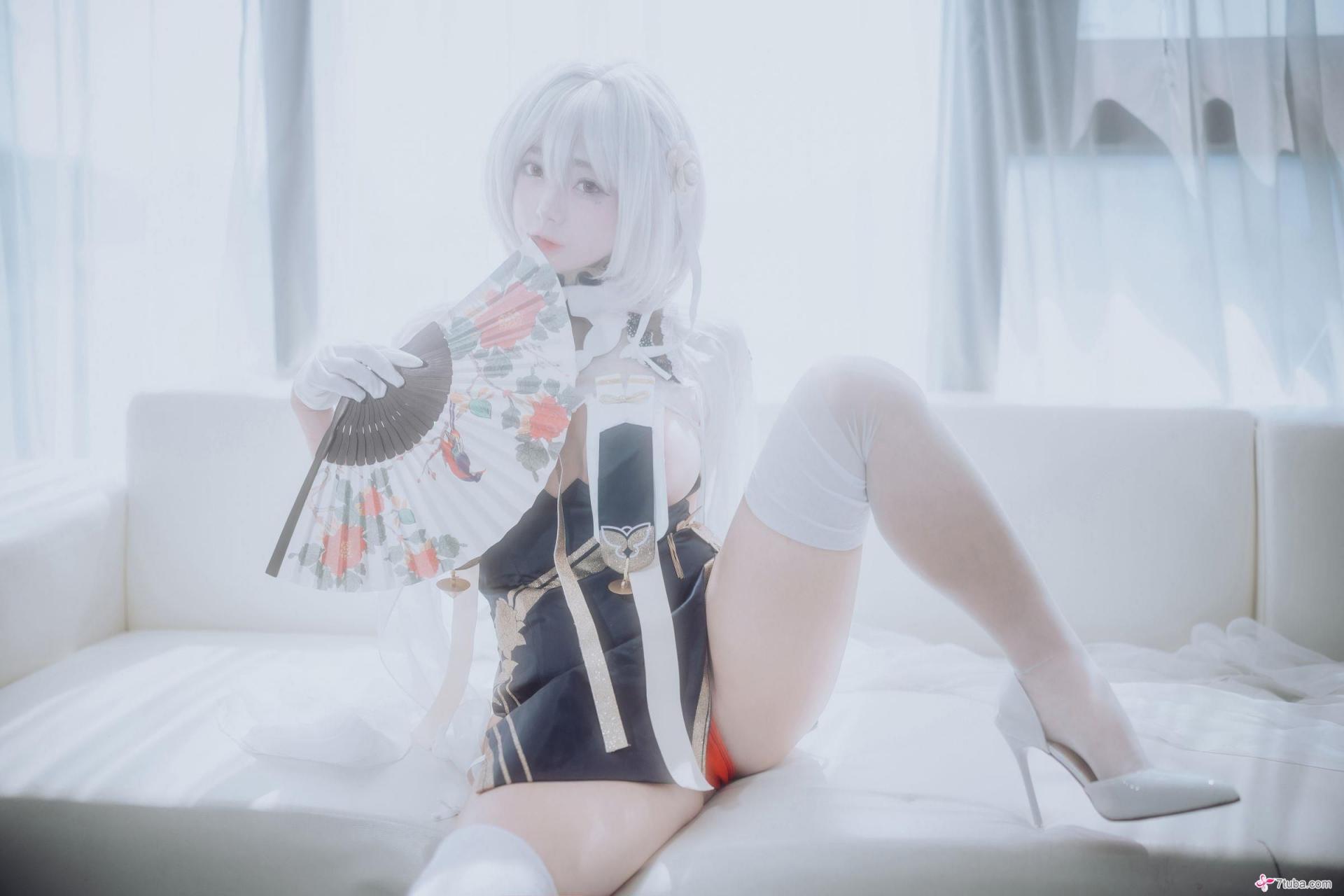 骚气二次元