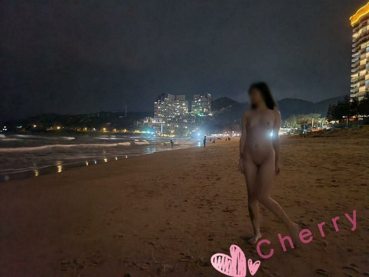 爱露出的人妻